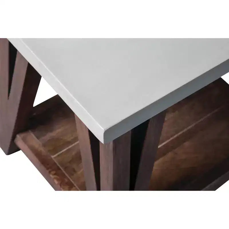 Tavolino Brookside con piano rivestito in cemento e legno grigio chiaro/marrone - Alaterre Furniture: moderno di metà secolo, quadrato, ripiano fisso
