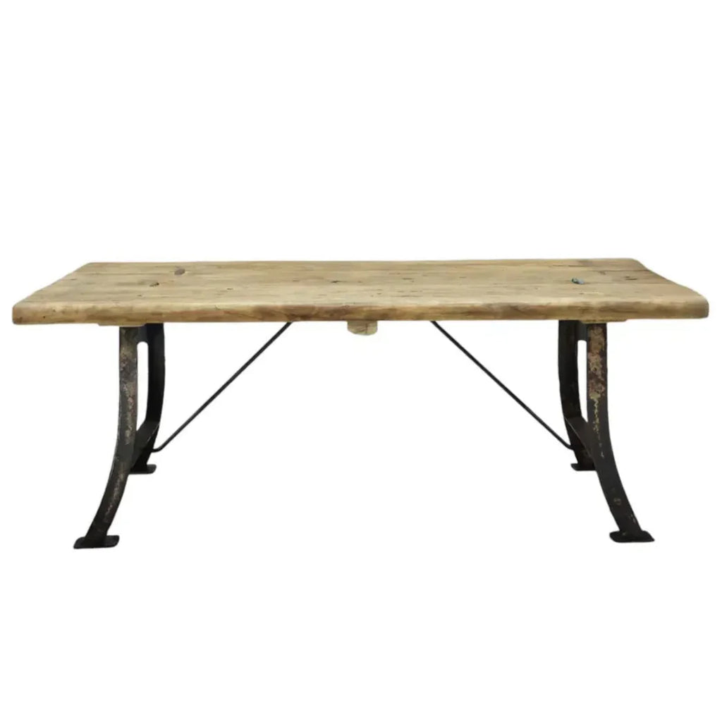 Tavolino da salotto - Il nostro, caratterizzato da un piano in legno rustico e una base in metallo in stile industriale, è perfetto per aggiungere funzionalità e un fascino antico a qualsiasi stile rustico.