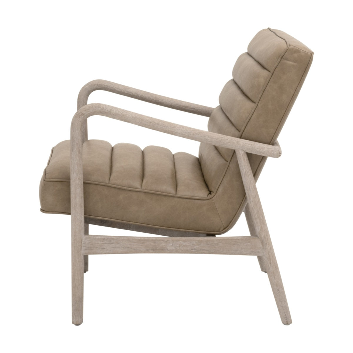 Poltrona Club - Misure 75,5 cm L x 81,3 cm P x 83,8 cm A Altezza seduta: 49,5 cm Larghezza seduta: 66 cm Profondità seduta: 48,3 cm Altezza braccioli: 66,7 cm Peso del prodotto: 3