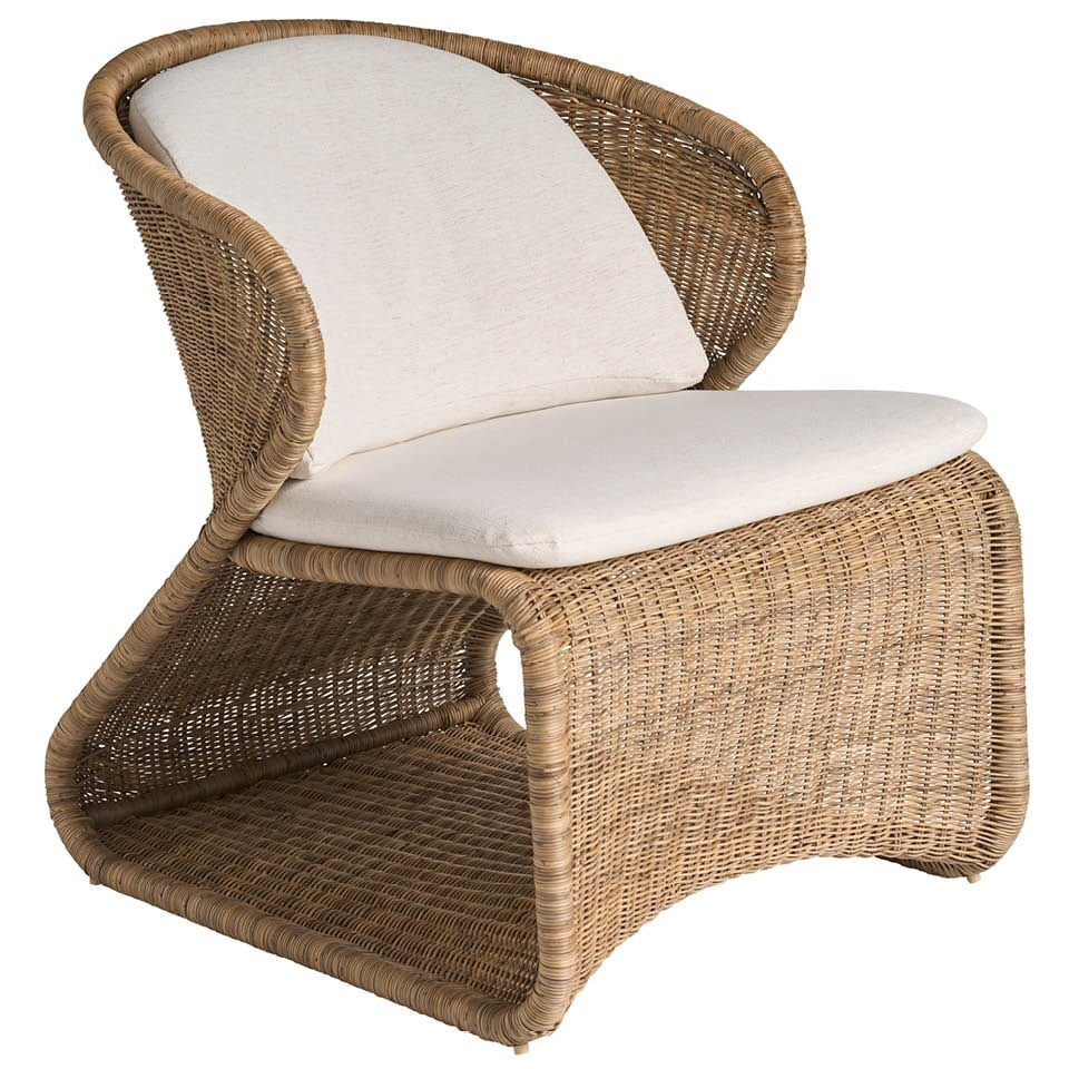 Sedia a sdraio - I soffici cuscini color avorio offrono un comfort eccezionale, completando la texture organica del design intrecciato.
